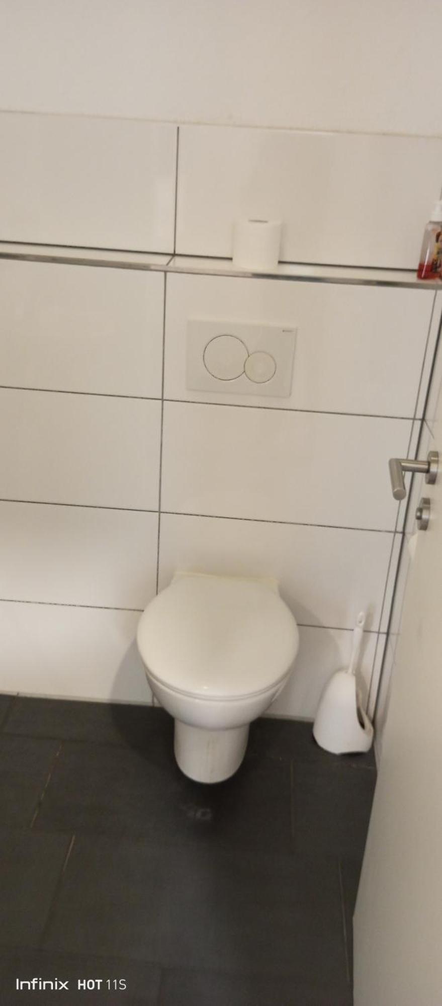 Gemuetliches Lisa Zimmer Mit Gemeinschaftskueche Heilbronn Zentrum Esterno foto